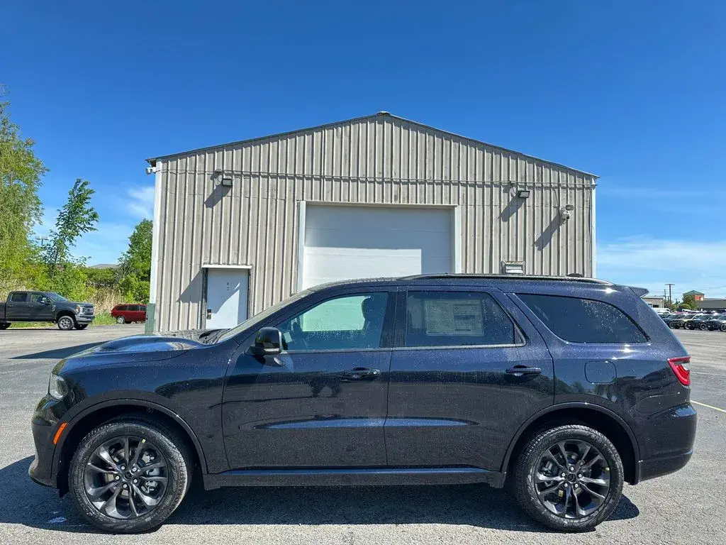 2026 Dodge Durango GT Plus AWD photo 5