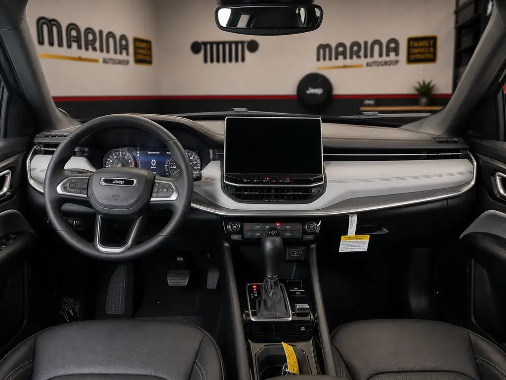 2026 Jeep Compass Limited 4X4 photo 4