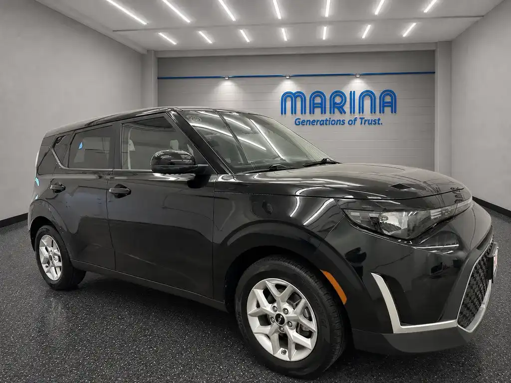 2023 Kia Soul 2.0L LX IVT's photo
