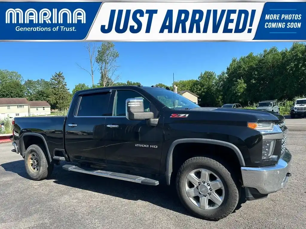 2020 Chevrolet Silverado HD LTZ 4WD Crew Cab Standard Box's photo
