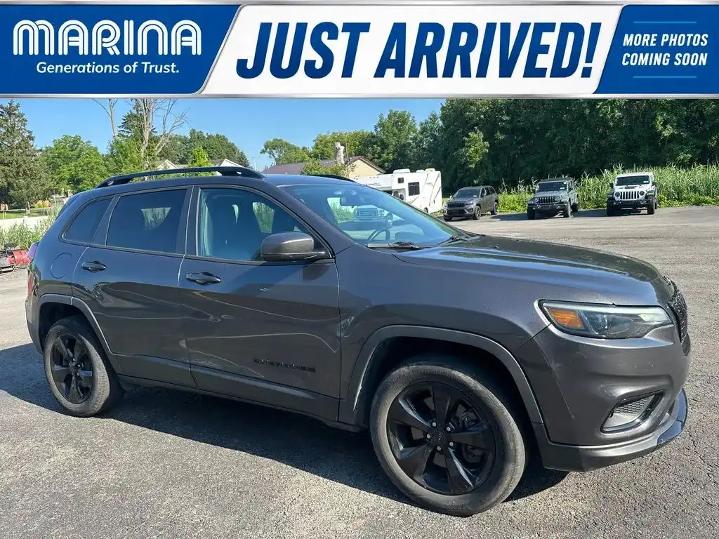 2020 Jeep Cherokee Latitude Plus 4X4's photo