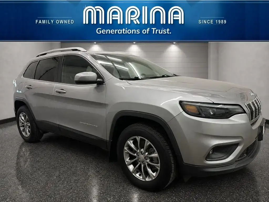 2019 Jeep Cherokee Latitude Plus 4X4's photo