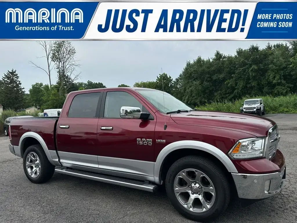 2018 RAM 1500 Laramie 4x4 Crew Cab 5'7's photo