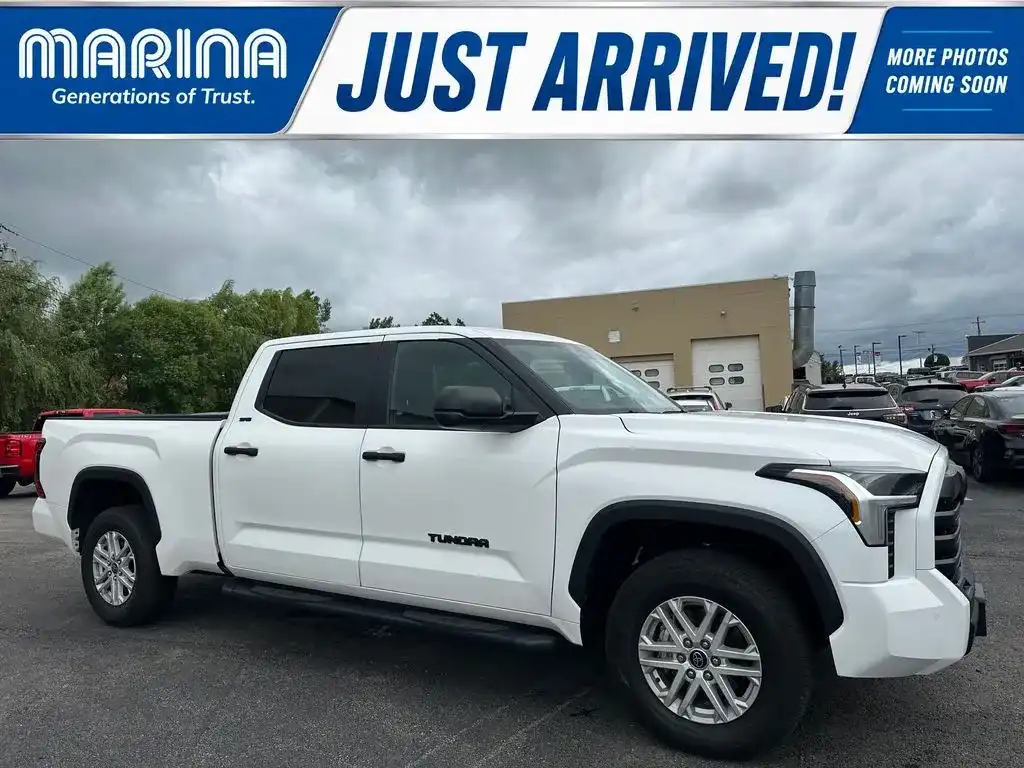 2024 Toyota Tundra SR5 3.4L 4WD CrewMax 6.5' Bed's photo