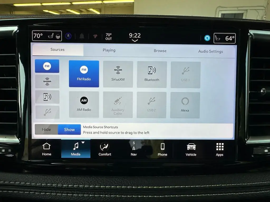 2024 Chrysler Pacifica Limited photo 5
