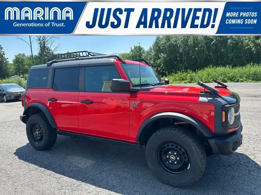 2023 Ford Bronco Black Diamond Advanced (322A) 4x4's photo