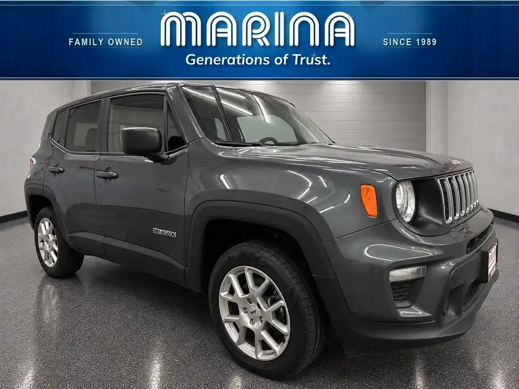 2023 Jeep Renegade Latitude 4WD's photo