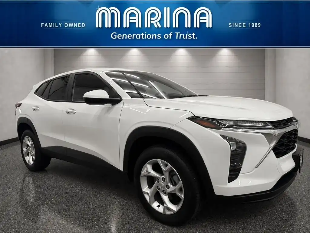 2024 Chevrolet Trax LS's photo