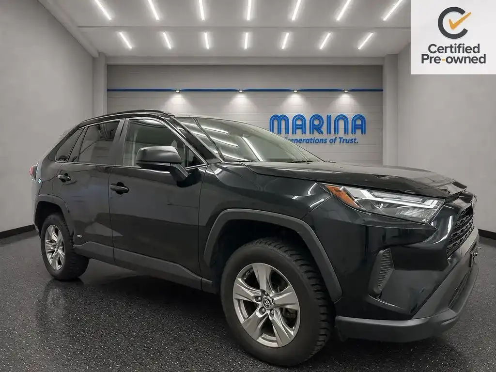 2024 Toyota RAV4 Hybrid LE AWD's photo