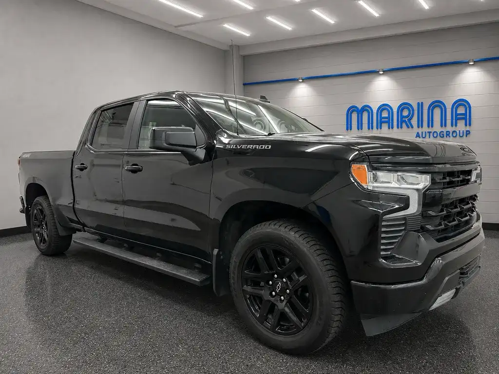 2023 Chevrolet Silverado 1500 RST 4WD Crew Cab Standard Box's photo