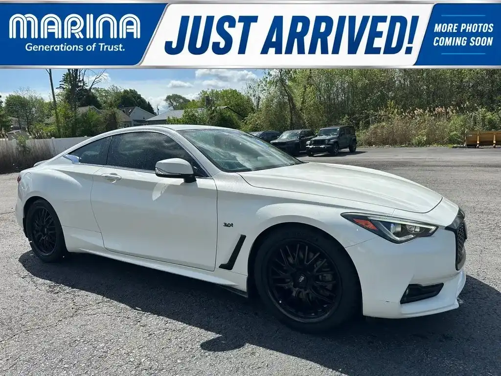 2019 INFINITI Q60 3.0t LUXE's photo
