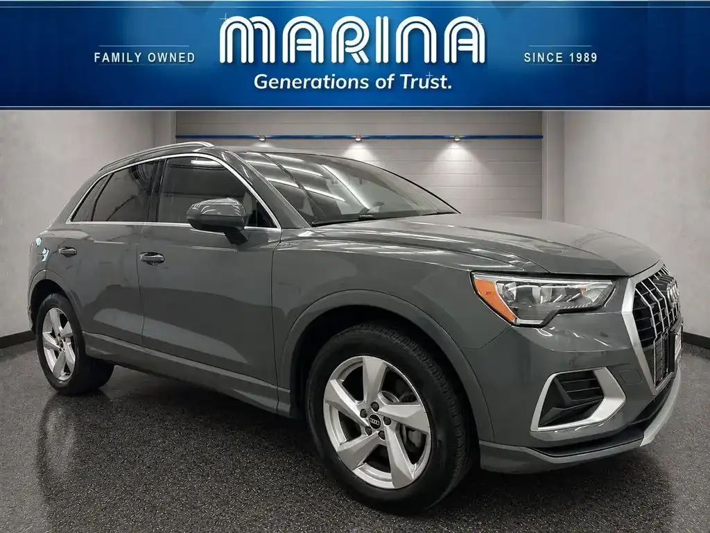 2022 Audi Q3 40 TFSI Premium quattro's photo