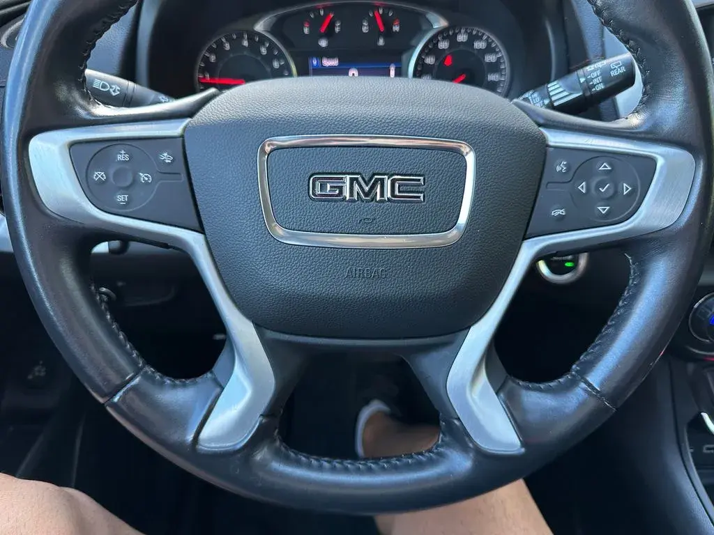 2021 GMC Terrain SLE AWD photo 3
