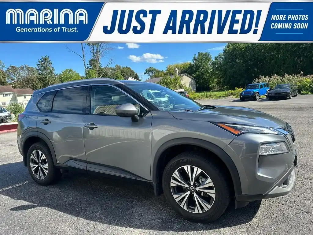 2021 Nissan Rogue SV AWD's photo