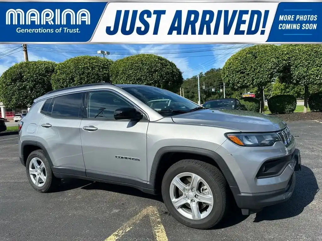 2023 Jeep Compass Latitude 4WD's photo