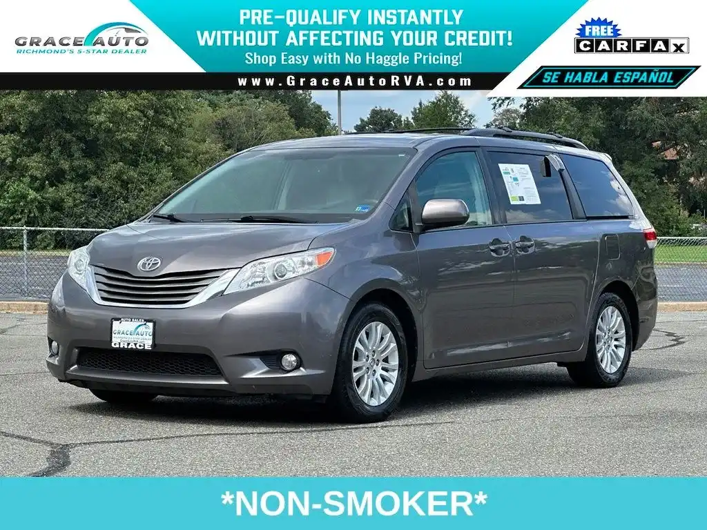 2014 Toyota Sienna XLE V6 7-Passenger Access Seat's photo