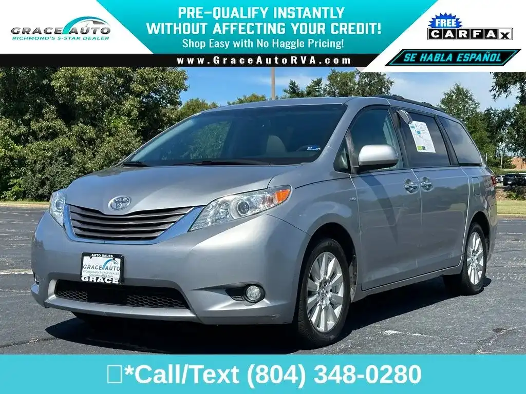 2017 Toyota Sienna XLE Premium V6 AWD 7-Passenger's photo