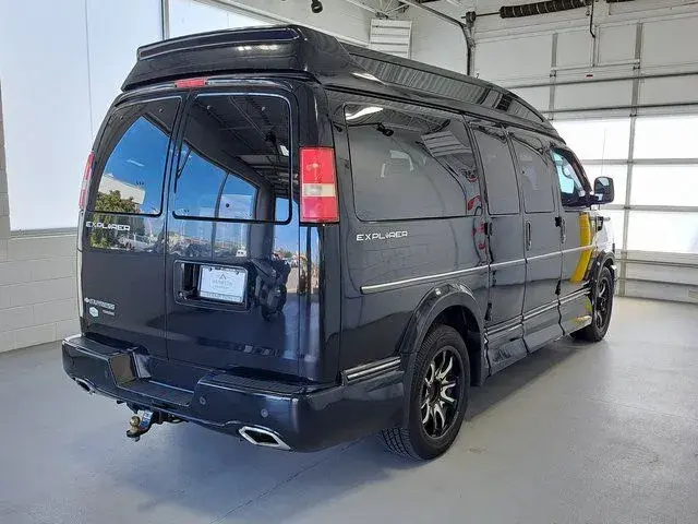 2015 Chevrolet Express Work Van HD 2500 photo 5