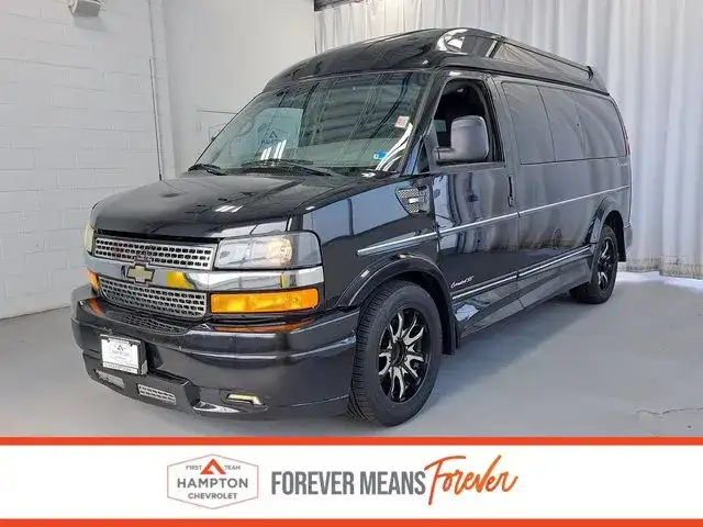 2015 Chevrolet Express Work Van HD 2500's photo