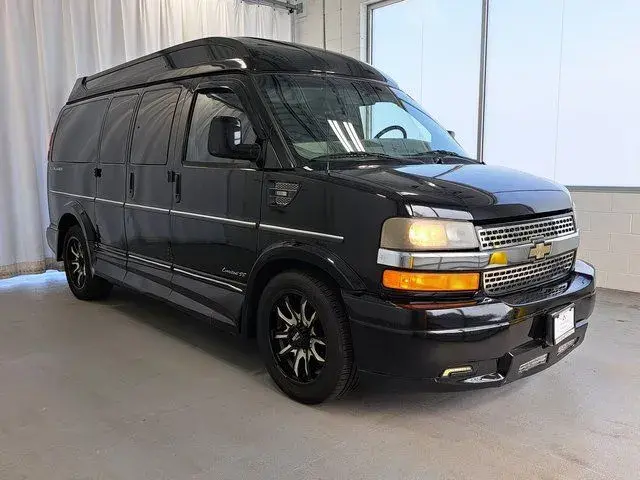 2015 Chevrolet Express Work Van HD 2500 photo 4