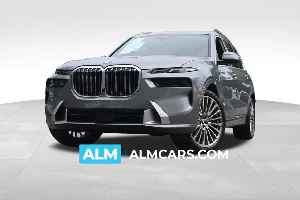 2025 BMW X7 xDrive40i's photo