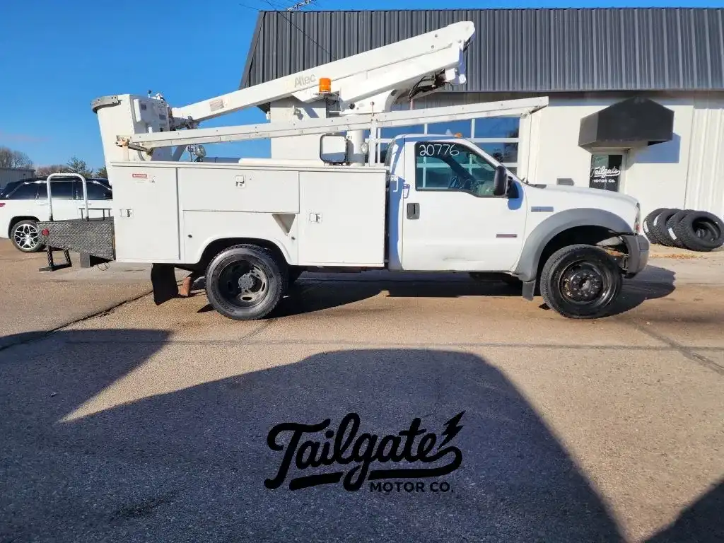 2005 Ford F-450's photo