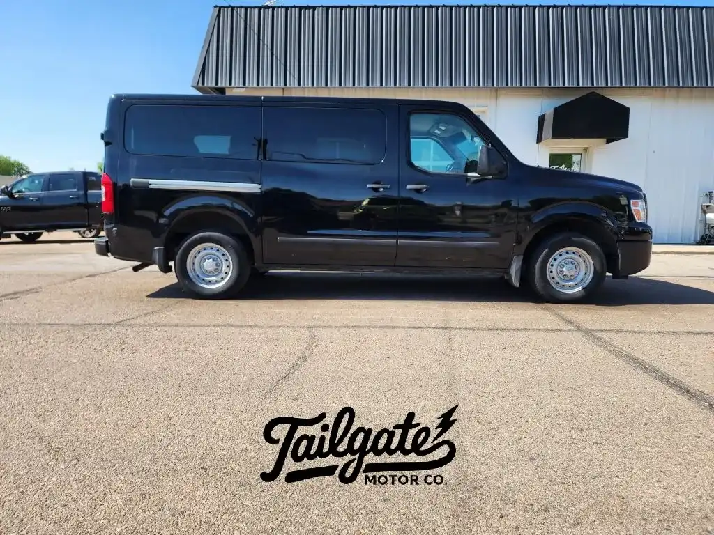 2020 Nissan NV 3500 S V6's photo