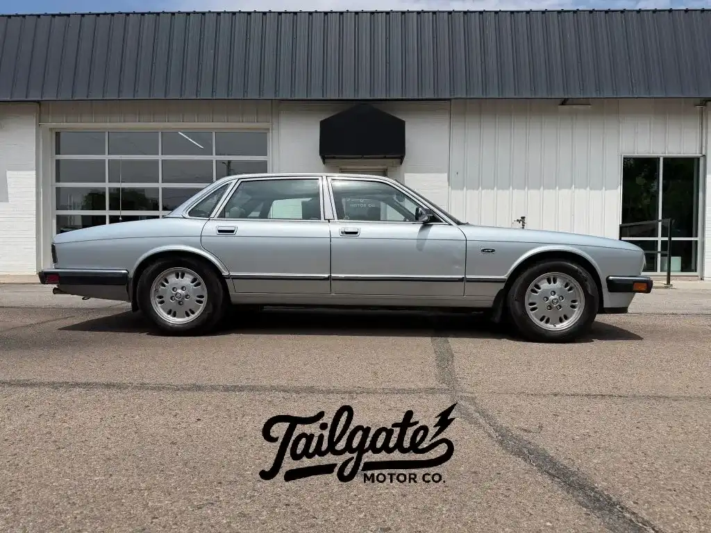 1994 Jaguar XJ's photo