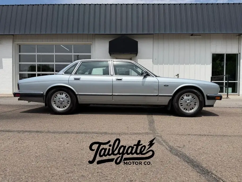 1994 Jaguar XJ's photo