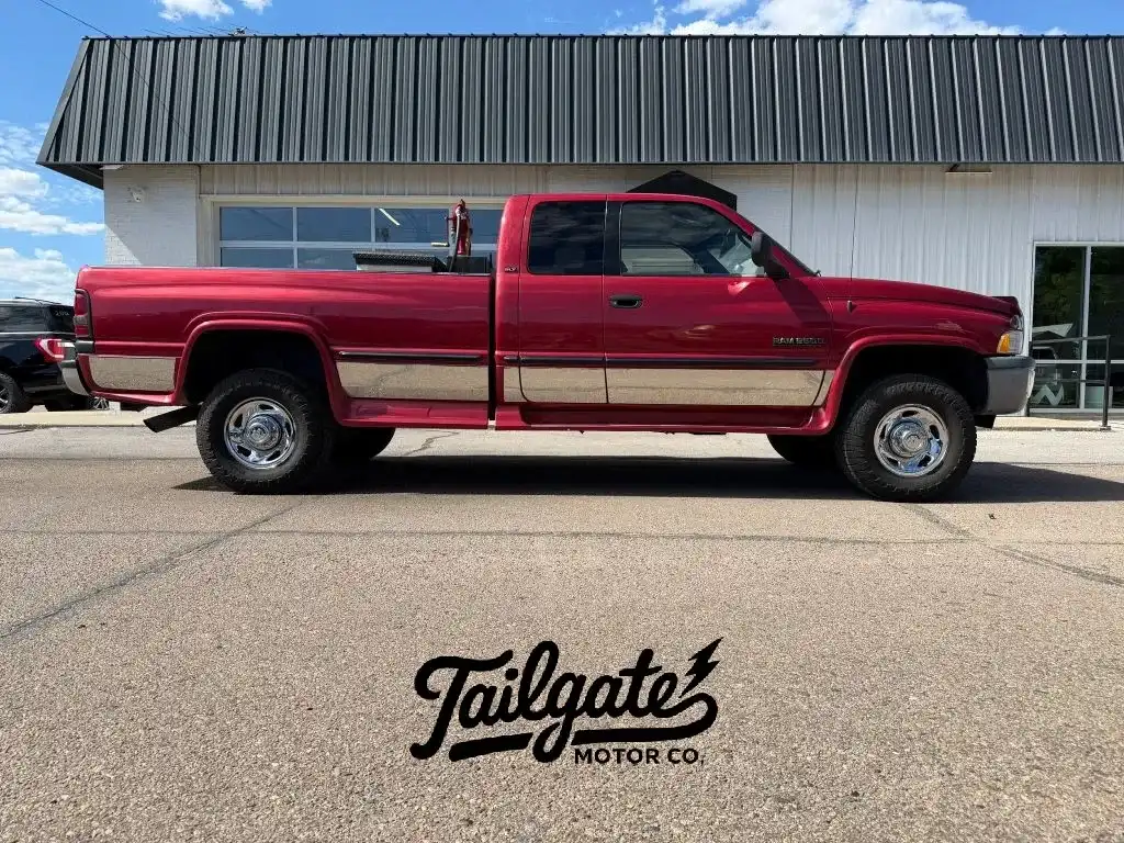 1999 Dodge Ram 1500 2500 4X4 QUAD CAB LWB's photo