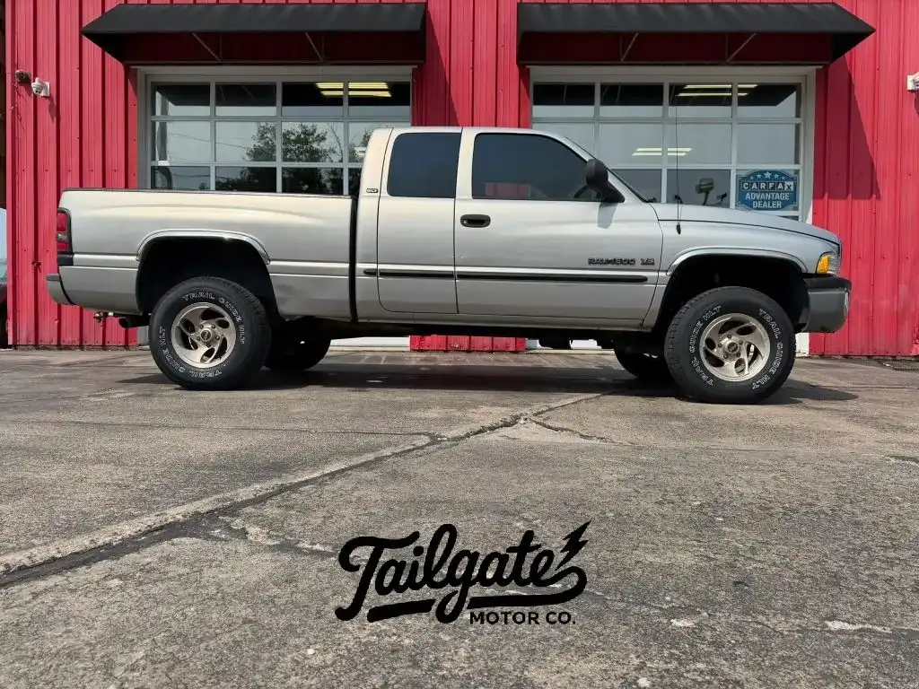 2000 Dodge Ram 1500 1500 4X4 QUAD CAB SWB's photo