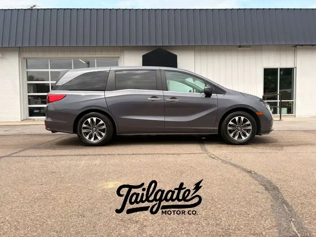 2024 Honda Odyssey EX-L's photo