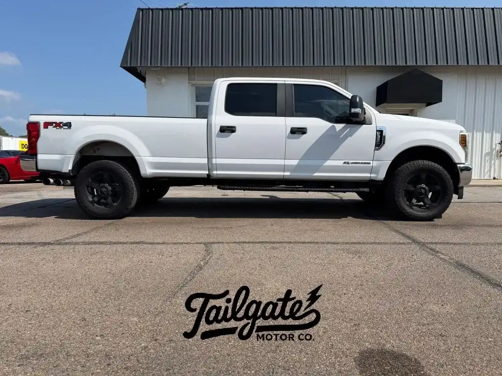 2019 Ford F-350 XL 4x4 Crew Cab 6-1/2' Box SRW's photo