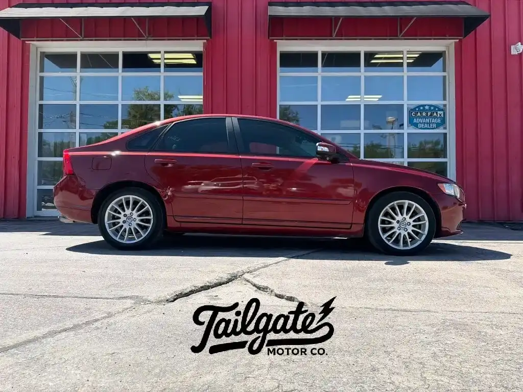 2011 Volvo S40 T5 FWD Auto's photo