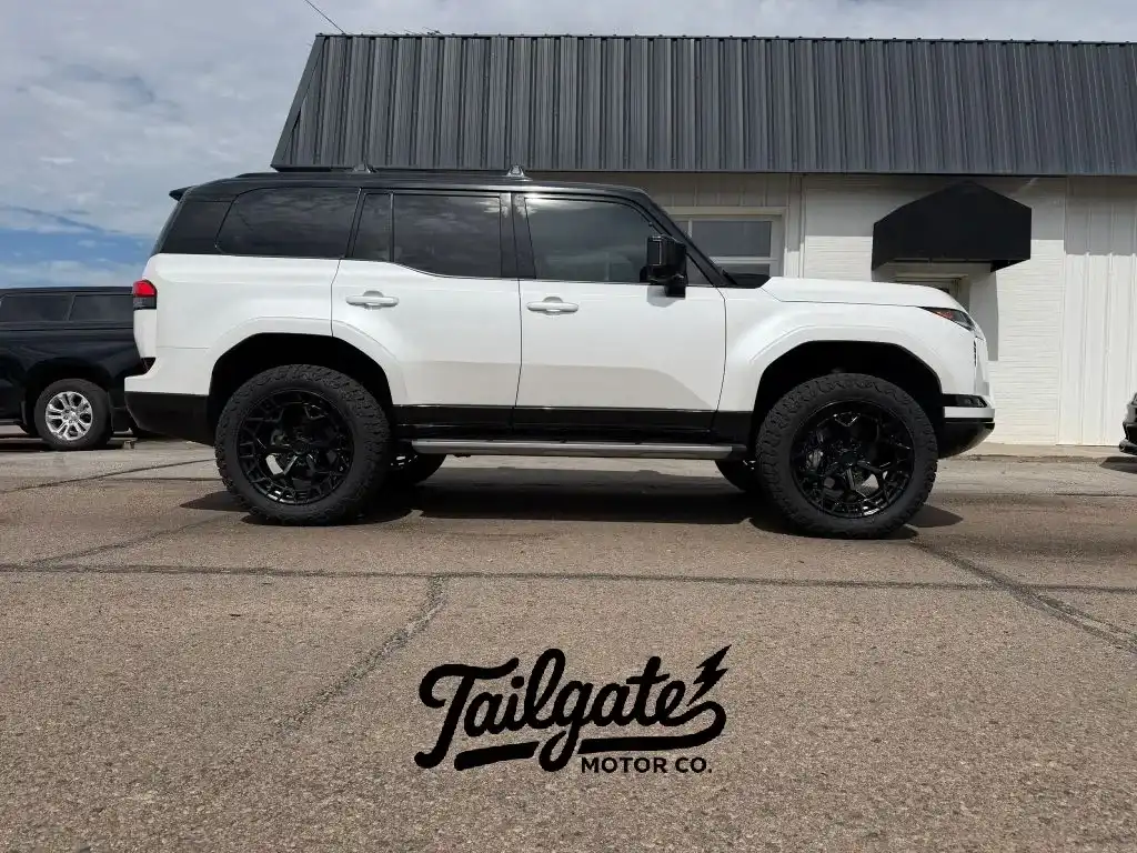 2024 Lexus GX 460 550 Premium's photo