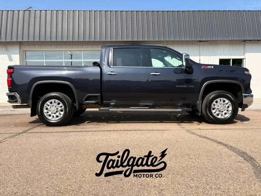 2024 Chevrolet Silverado HD LTZ 4WD Crew Cab Standard Box's photo