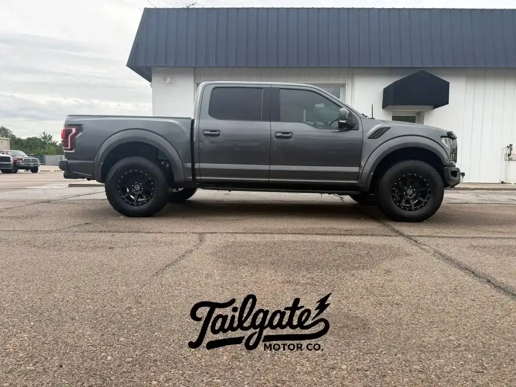 2018 Ford F-150 Raptor 4WD SuperCrew 5-1/2' Box's photo