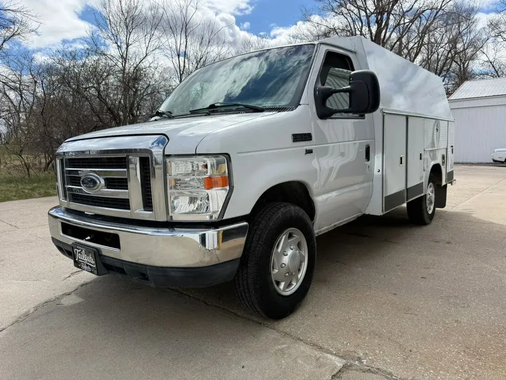 2012 Ford E-Series undefined photo 4