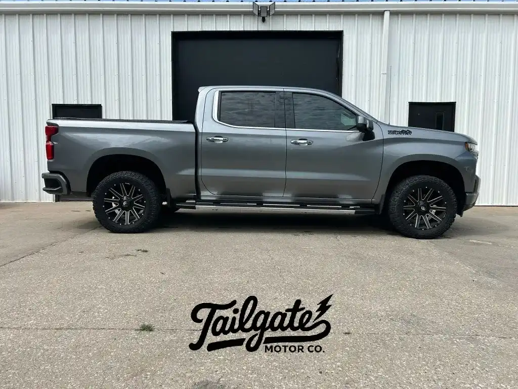 2020 Chevrolet Silverado 1500 High Country 4X4 Crew Cab Short Box's photo