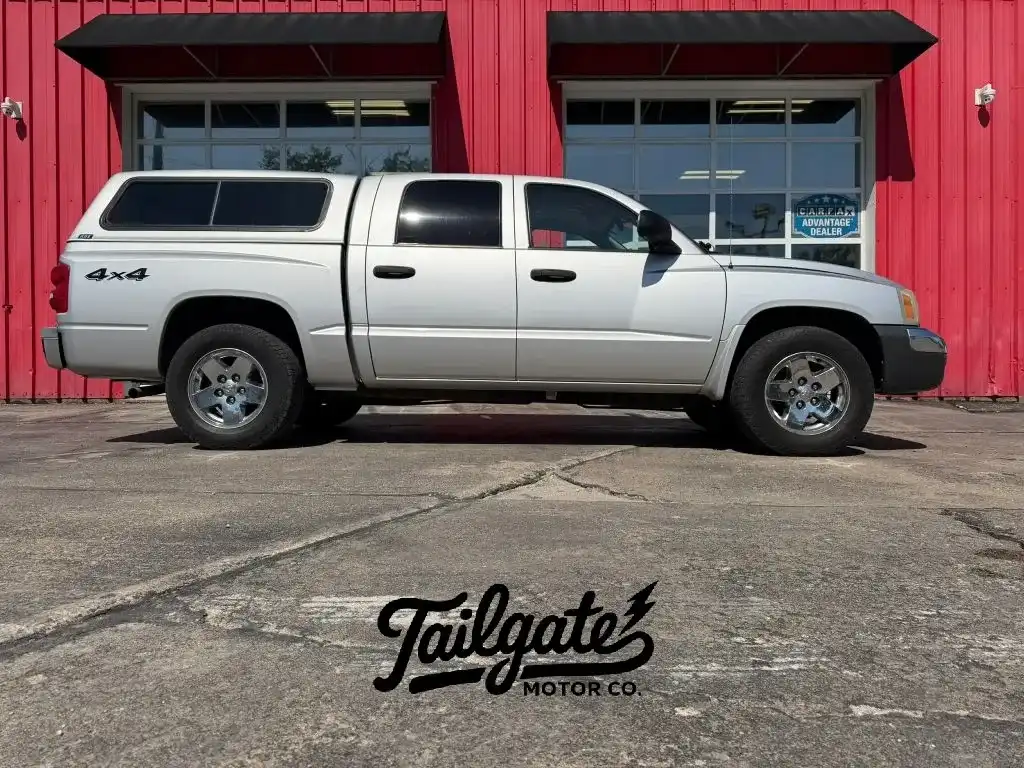 2005 Dodge Dakota SLT 4X4 Quad Cab's photo