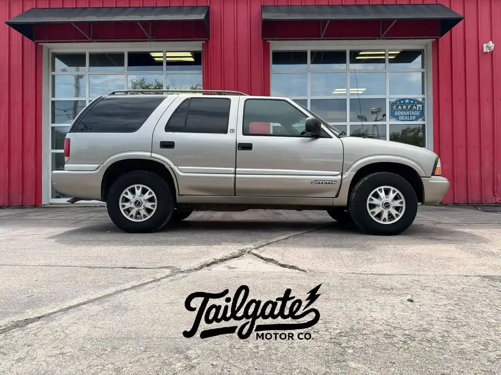 2001 GMC Jimmy 4WD SLE's photo