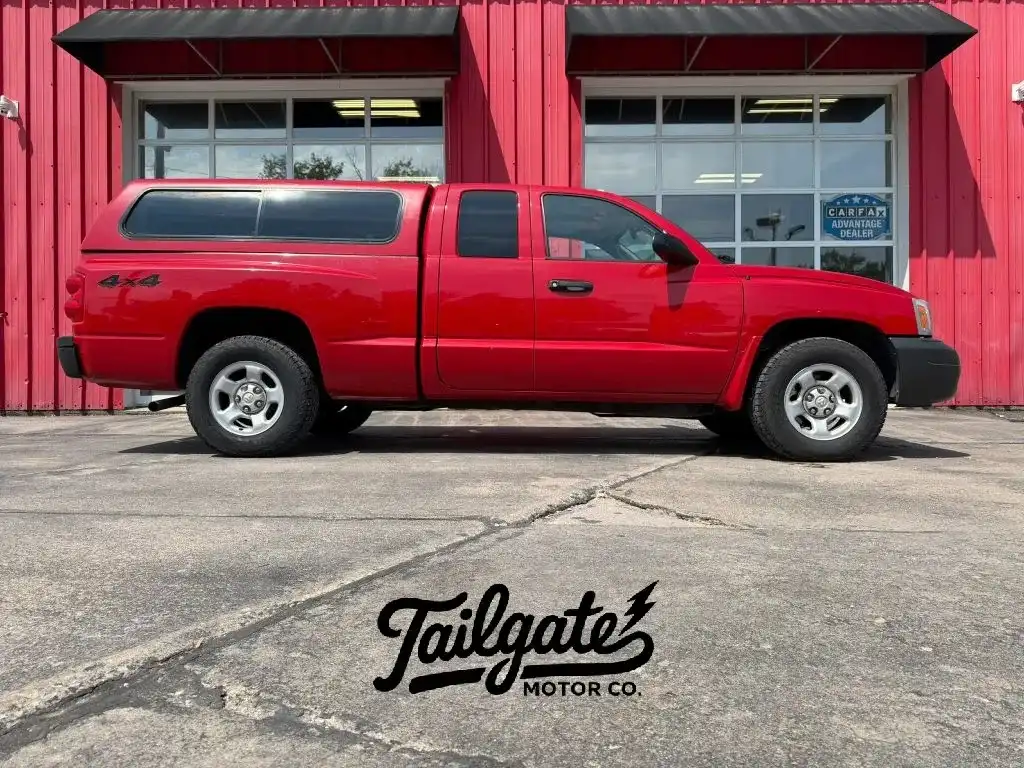 2005 Dodge Dakota ST 4X4 Club Cab's photo