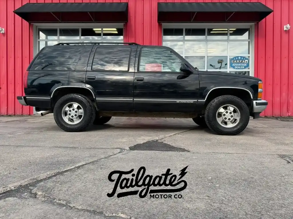 1999 Chevrolet Tahoe LS 4WD's photo