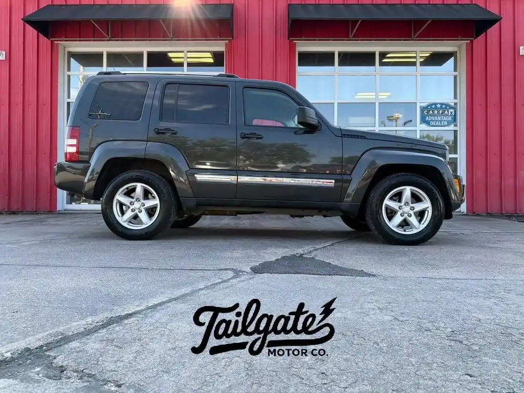2011 Jeep Liberty Limited 4WD's photo