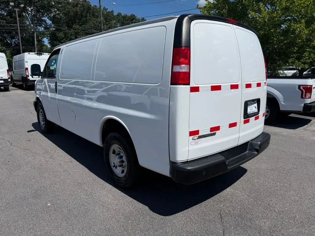 2021 Chevrolet Express 2500 Work Van HD photo 5