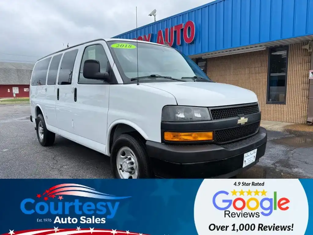 2018 Chevrolet Express 2500 LS's photo