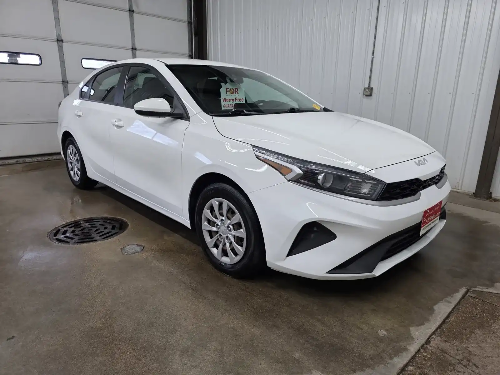2022 Kia Forte FE AT's photo