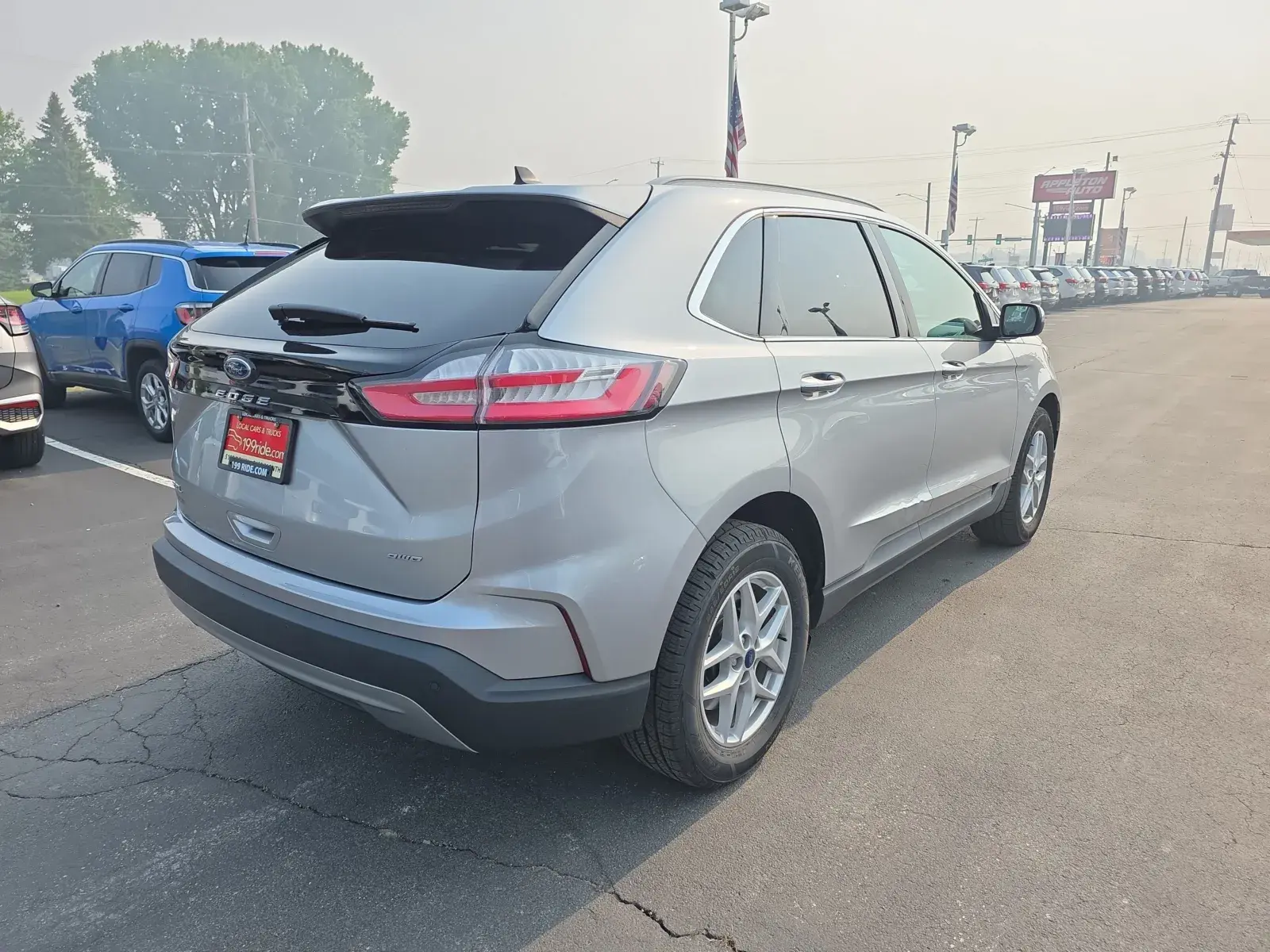 2022 Ford Edge SEL AWD photo 5
