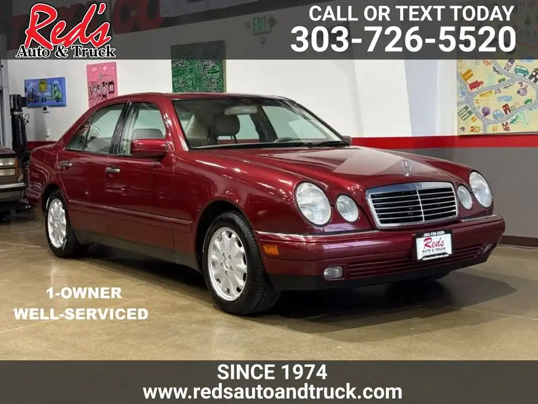 1999 Mercedes-Benz E-Class E 320's photo