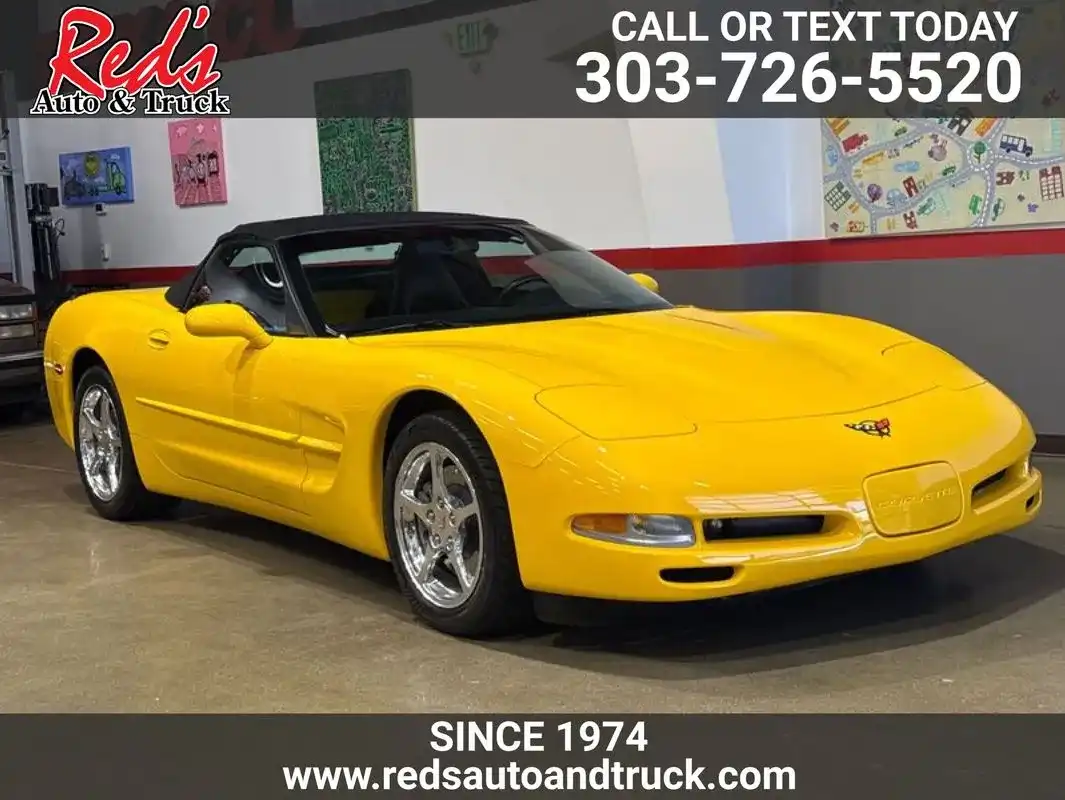 2004 Chevrolet Corvette Convertible's photo
